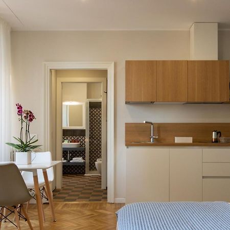 Aqualago Casa Vacanze - Apartament B Verbania Buitenkant foto