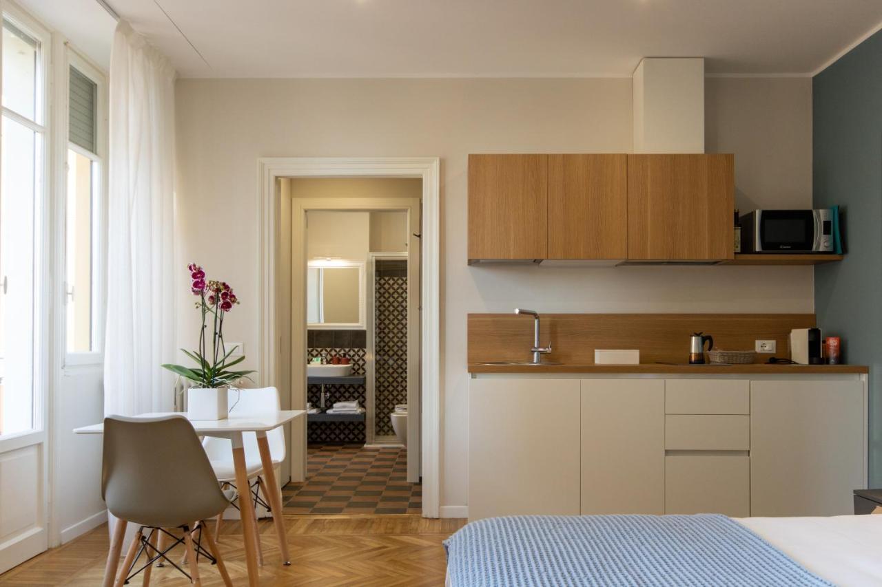 Aqualago Casa Vacanze - Apartament B Verbania Buitenkant foto