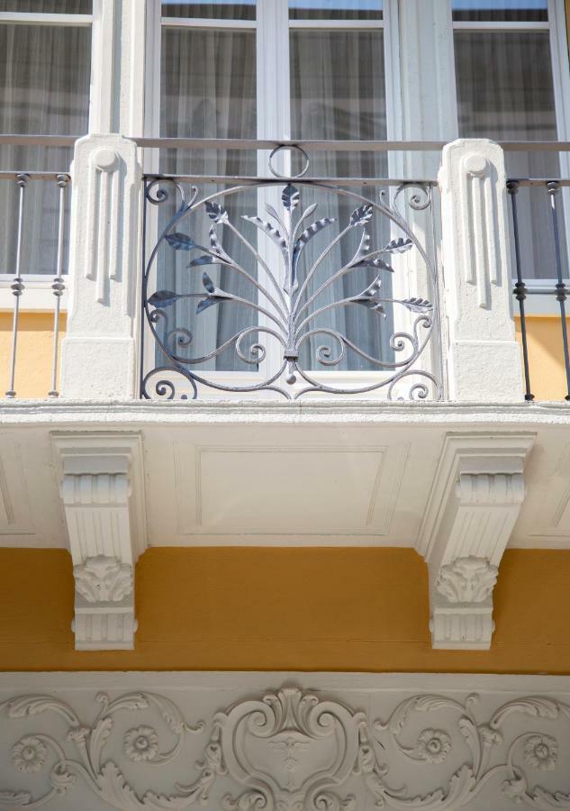 Aqualago Casa Vacanze - Apartament B Verbania Buitenkant foto