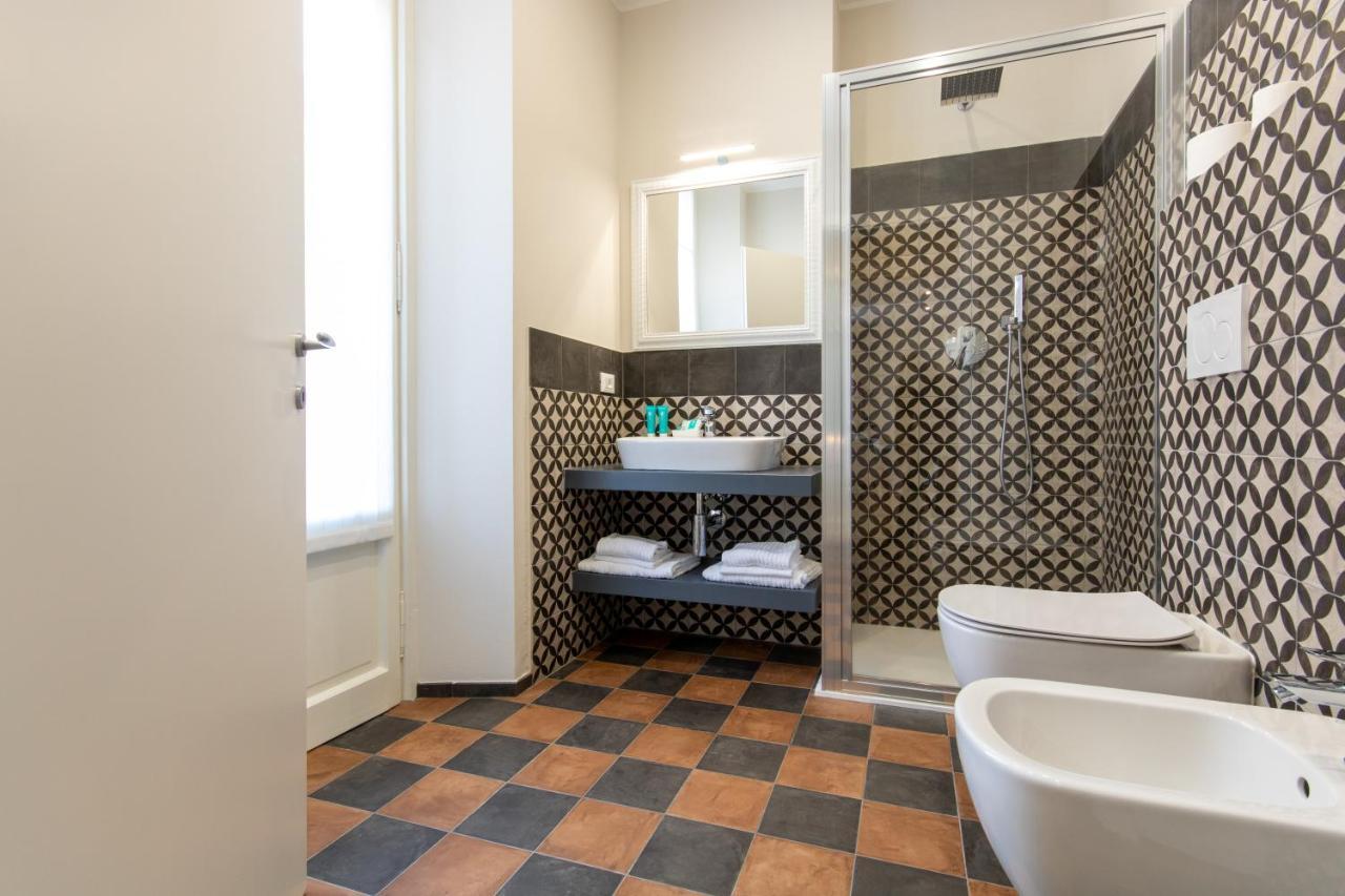 Aqualago Casa Vacanze - Apartament B Verbania Buitenkant foto