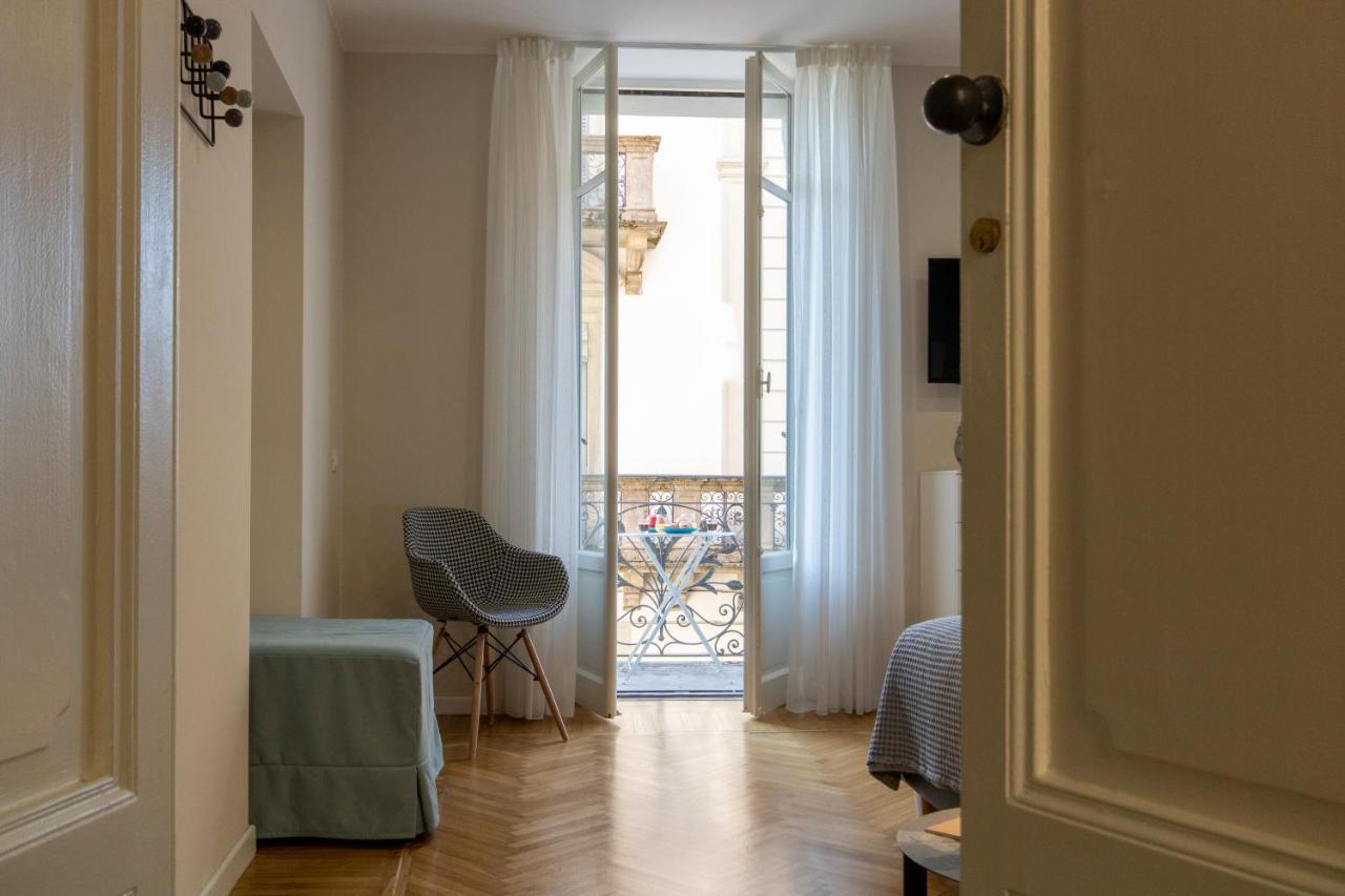 Aqualago Casa Vacanze - Apartament B Verbania Buitenkant foto